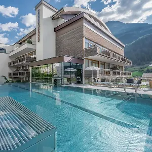 Bergland Design- Und Wellnesshotel Austria