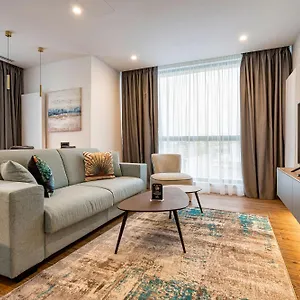 https://novos-aparthotel.bucharesthotelsnow.com