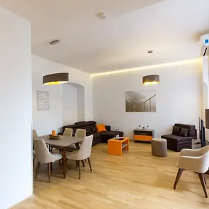 Appartement Debo Naehe Westbahnhof - Contactless Check In, Wenen