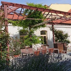 Appartement Maison Am Liesingbach, Wenen