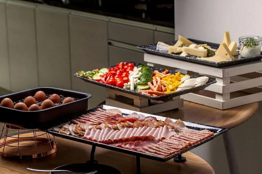 Arcotel Donauzentrum Wien 4*, Вена Австрия